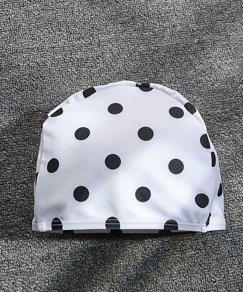 TeddyShop（テディショップ）の「キッズ水着 長袖襟付きドット柄フリルオールインワンスイムウェア+スイムキャップ 2点セット（水着・キッズ・ホワイト×ブラック・110cm/100cm/120cm/130cm）」の13枚目の写真