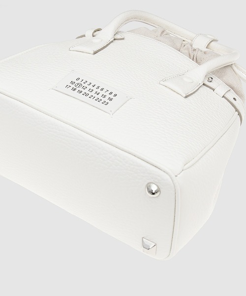 Maison Margiela(メゾンマルジェラ)の「HANDBAG(ハンドバッグ・レディース・ホワイト・FREE)」の3枚目の写真