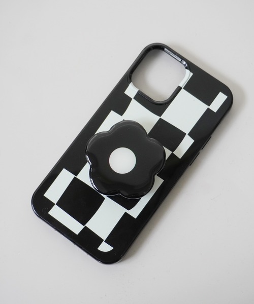 Port(ポート)の「フラワー スタンド グリップ付き iPhone ケース ( 11 / 12 / 12pro / 13 / 13pro )_(スマホケース/カバー・レディース・アイボリー/ブラック/ブラック系その他・B/D/C/E/A)」の3枚目の写真