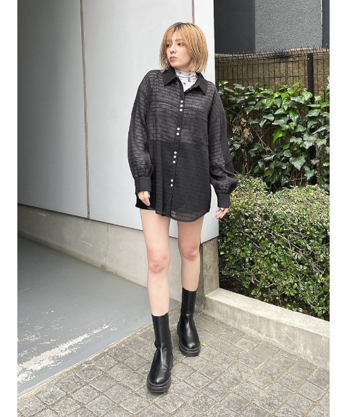 ENVYM(アンビー)の「プリーテッドルーズSH(シャツ/ブラウス・レディース・ホワイト/ブラック/グリーン・FREE)」の18枚目の写真