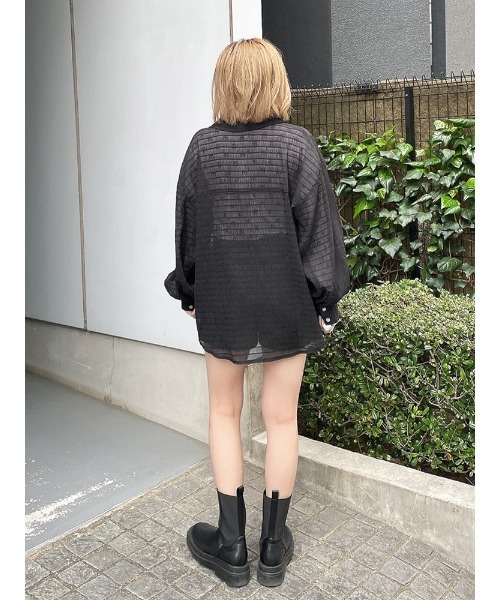 ENVYM(アンビー)の「プリーテッドルーズSH(シャツ/ブラウス・レディース・ホワイト/ブラック/グリーン・FREE)」の19枚目の写真