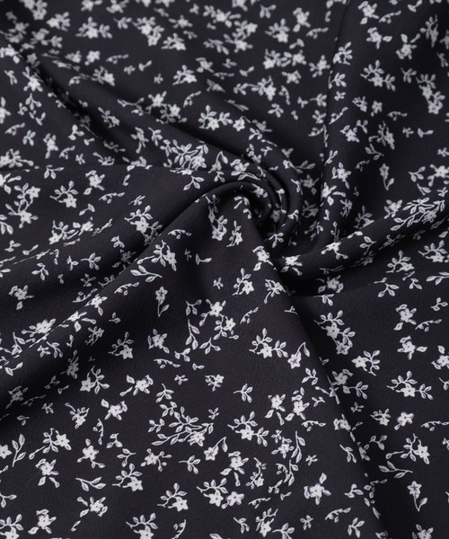 fifth(フィフス)の「小花柄プリントオフショルブラウス(Tシャツ/カットソー・レディース・ブラック/ラベンダー・M)」の21枚目の写真