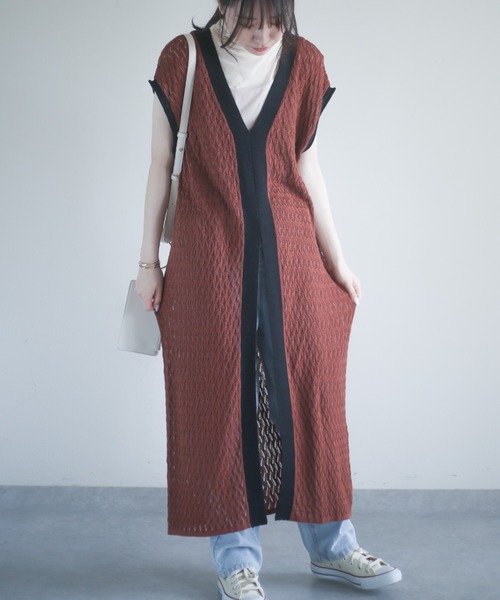 spoon store（スプーンストア）の「透かし編配色ニットワンピース（ワンピース・レディース・ブラック/ブラウン・フリー）」の10枚目の写真