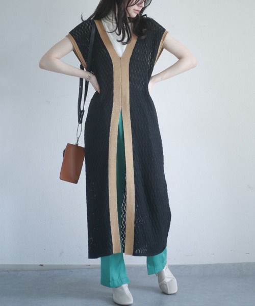 spoon store（スプーンストア）の「透かし編配色ニットワンピース（ワンピース・レディース・ブラック/ブラウン・フリー）」の7枚目の写真