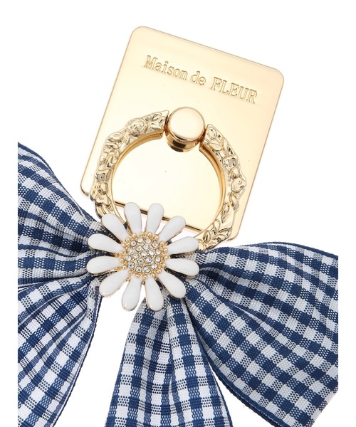 Maison de FLEUR(メゾンドフルール)の「EC限定フラワービジューギンガムスマホリング(スマホグッズ・レディース・ベージュ/ネイビー/サックスブルー・FREE)」の10枚目の写真