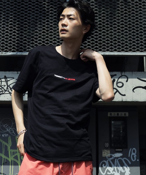  Jeans スモールクレストロゴ 半袖 Tシャツ 送関込 tommy jeans（トミー ジーンズ）の「TOMMY JEANS / トミー