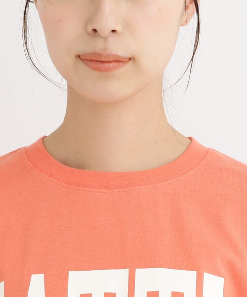 Cutie Blonde（キューティーブロンド）の「◆カレッジBIGロゴTシャツ（Tシャツ/カットソー・レディース・チャコールグレー/オフホワイト/オレンジ/ライトベージュ・02/03）」の8枚目の写真