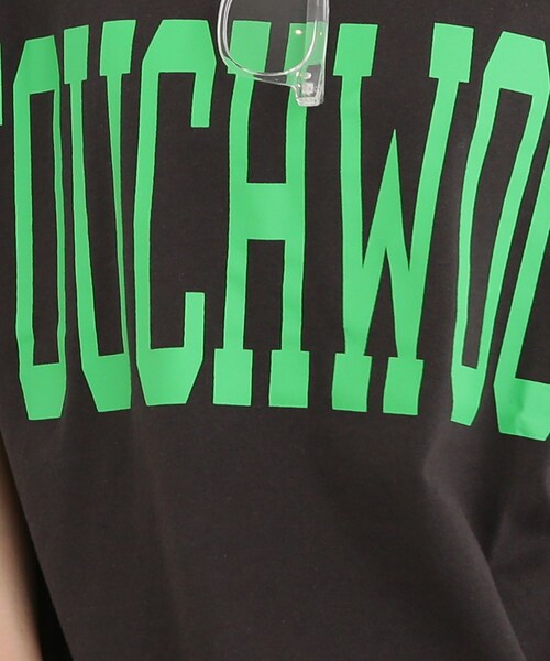 Cutie Blonde（キューティーブロンド）の「◆カレッジBIGロゴTシャツ（Tシャツ/カットソー・レディース・チャコールグレー/オフホワイト/オレンジ/ライトベージュ・02/03）」の17枚目の写真