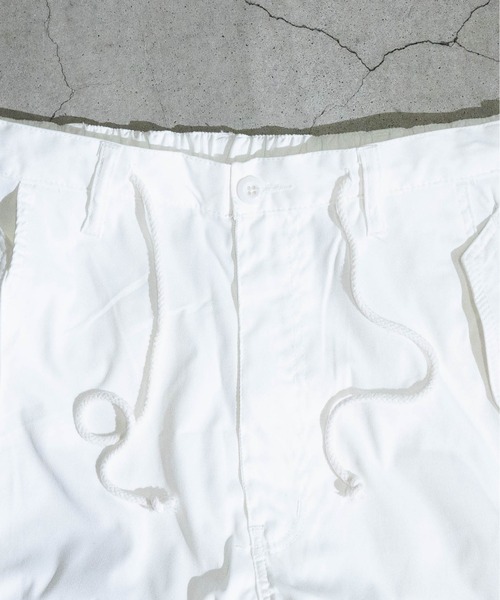 JOHN'S CLOSET(ジョンズクローゼット)の「【13】ナチュラルストレッチスノーパンツ(カーゴパンツ・メンズ・ホワイト/グレイッシュベージュ/ブラック・LARGE/MEDIUM)」の5枚目の写真