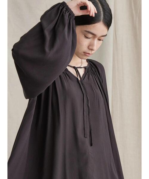 AMERICAN HOLIC（アメリカンホリック）の「レンチングＥＶラグランギャザーブラウス（シャツ/ブラウス・レディース・イエロー/ブルー/ブラック・L/M）」の19枚目の写真