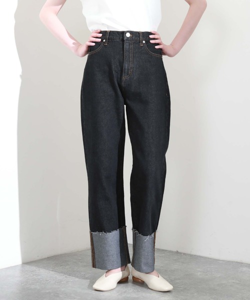 archives（アルシーヴ）の「ロールアップデニムパンツ（デニムパンツ・レディース・ネイビー/ブラック/ブルー・SMALL/MEDIUM）」の2枚目の写真