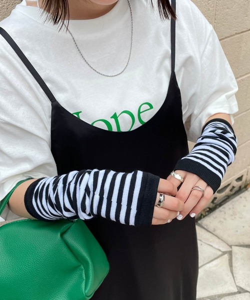 WEGO（ウィゴー）の「WEGO/アームカバー（アームカバー・レディース・ブラック/その他1/その他2・FREE）」の2枚目の写真