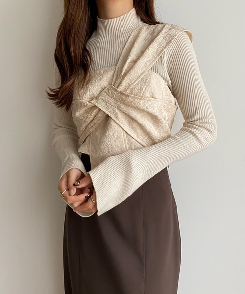 callautia（カラウティア）の「ワンショルダージャガードビスチェ