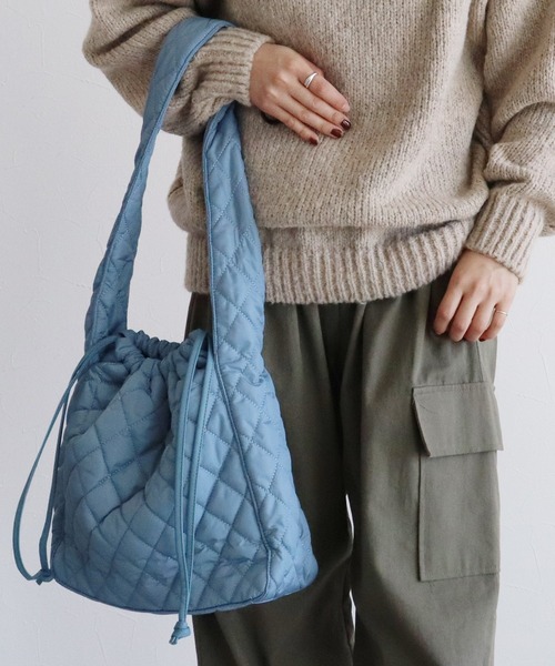 reca(レカ)の「【ZOZOTOWN限定】キルティングショルダーバッグ(ショルダーバッグ・レディース・オフホワイト/ブルー・ONESIZE)」の11枚目の写真