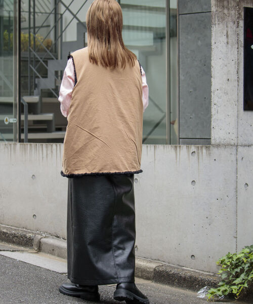 GLOSTER(グロスター)の「【GLOSTER/グロスター】ボアリバーシブルライナーベスト ボアベスト ライナー UNISEX(ベスト・メンズ・ブラウン/ブラック・L/S/M)」の19枚目の写真