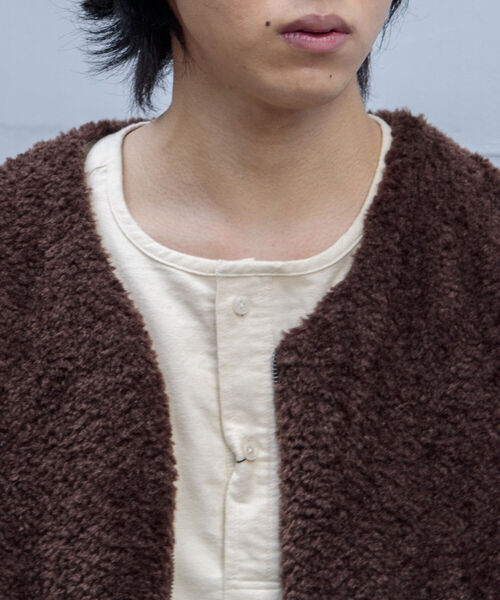 GLOSTER(グロスター)の「【GLOSTER/グロスター】ボアリバーシブルライナーベスト ボアベスト ライナー UNISEX(ベスト・メンズ・ブラウン/ブラック・L/S/M)」の22枚目の写真