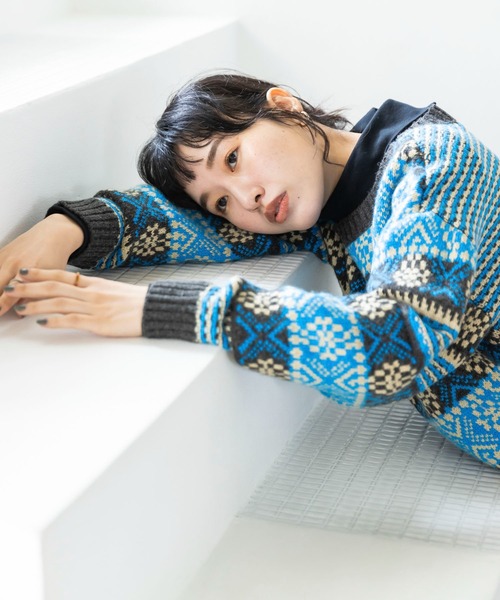 CRAFT STANDARD BOUTIQUE(クラフトスタンダードブティック)の「【WEB限定】5Gフェアアイル柄 2WAYプルオーバー *(ニット/セーター・レディース・ライトベージュ/ブルー・FREE)」の6枚目の写真