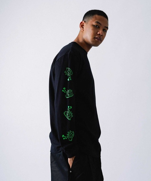 MFC STORE（エムエフシーストア）の「YUGO x MFC STORE YUGO STENCIL  L/S TEE（Tシャツ/カットソー・メンズ・ブラック/ホワイト・S/M/L/XL/XXL）」の4枚目の写真