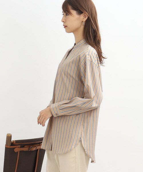 SHOO・LA・RUE（シューラルー）の「◆前を閉めても羽織でも着回しできる！バンドカラー シャツ（シャツ/ブラウス・レディース・ホワイト系/ベージュ系2/ネイビー系2・02/03/04）」の7枚目の写真