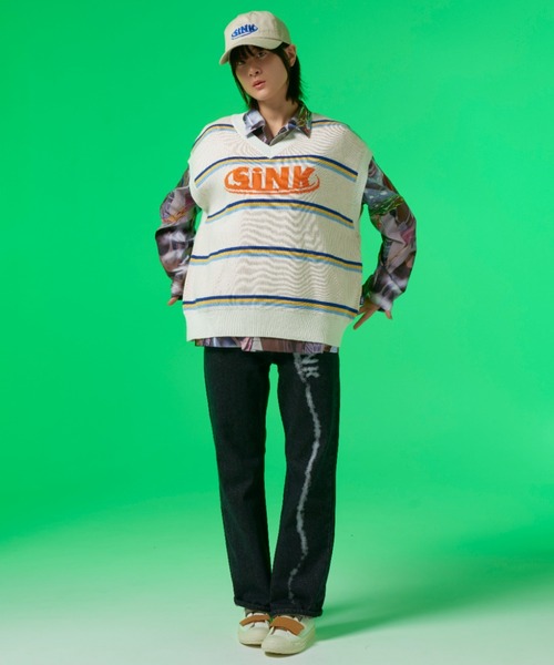 SINK kotohayokozawa（シンク コトハヨコザワ）の「【Nukeme×SINK】GLITCH EMBROIDERY　CAP（キャップ・レディース・ベージュ/ネイビー・FREE）」の7枚目の写真