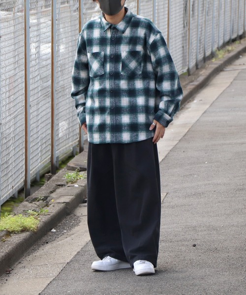 ILL'S（イルズ）の「ビッグシルエットオンブレチェックシャツジャケット【ILL’S】（その他アウター・メンズ・レッド/ブラック/グリーン/ブラウン・FREE）」の17枚目の写真