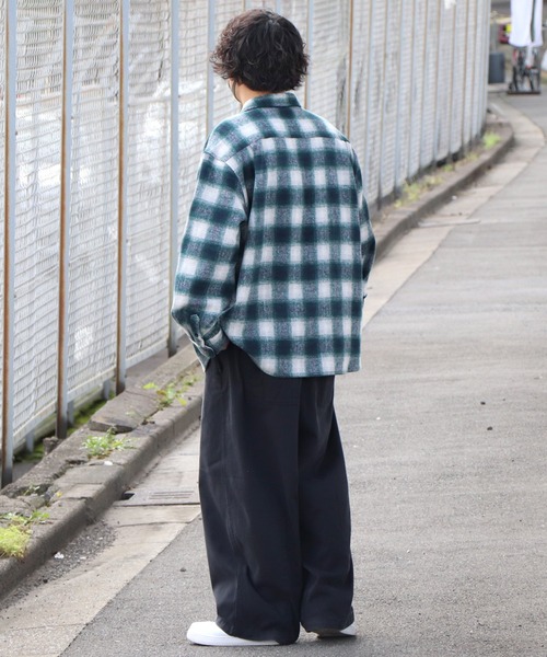 ILL'S（イルズ）の「ビッグシルエットオンブレチェックシャツジャケット【ILL’S】（その他アウター・メンズ・レッド/ブラック/グリーン/ブラウン・FREE）」の10枚目の写真