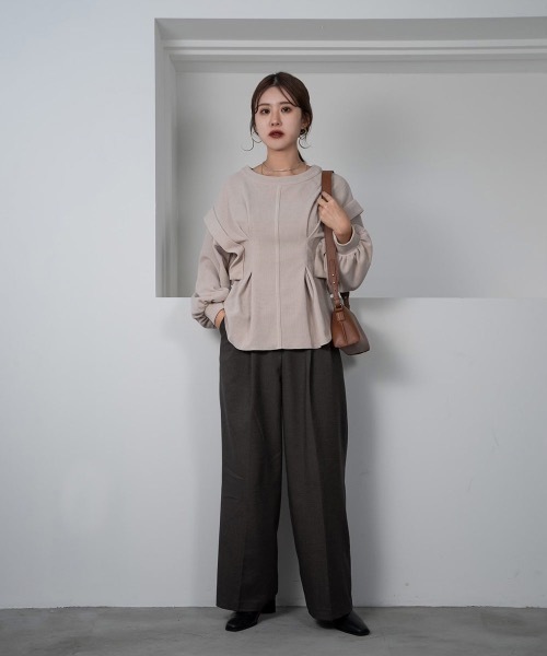 Amiur(エミレ)の「shoulder tuck knit sew(ニット/セーター・レディース・カーキ/ベージュ・FREE)」の9枚目の写真