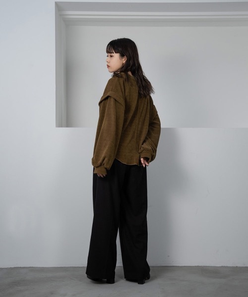 Amiur(エミレ)の「shoulder tuck knit sew(ニット/セーター・レディース・カーキ/ベージュ・FREE)」の5枚目の写真
