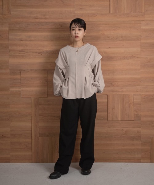 Amiur(エミレ)の「shoulder tuck knit sew(ニット/セーター・レディース・カーキ/ベージュ・FREE)」の22枚目の写真