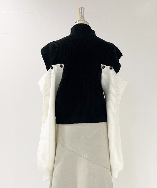 ANDGEEBEE（アンジービー）の「ハイネックオープンショルダーニット（ニット/セーター・レディース・ブラック×ホワイト/ライトカーキ・MEDIUM）」の11枚目の写真