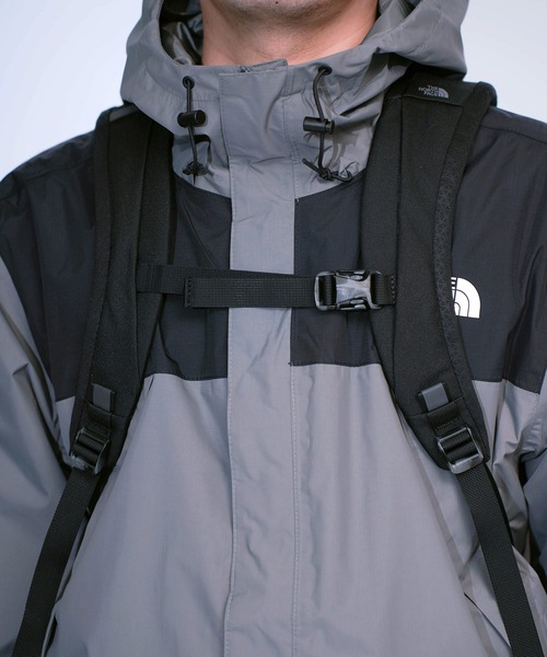 THE NORTH FACE(ザノースフェイス)の「THE NORTH FACE / ノースフェイス VAULT ボルト バックパック(バックパック/リュック・メンズ・ブラック・FREE)」の18枚目の写真