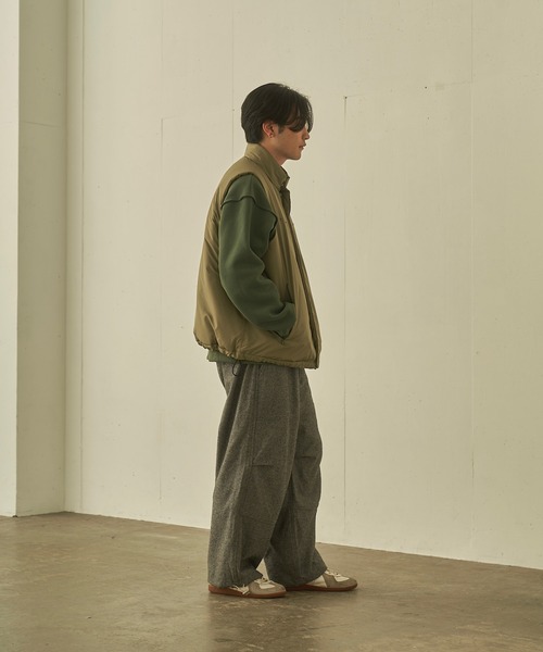 INTER FACTORY(インターファクトリー)の「YOEL - over padding vest / オーバーパデッドベスト(ベスト・メンズ・ブルー/カーキ/ベージュ・FREE)」の22枚目の写真