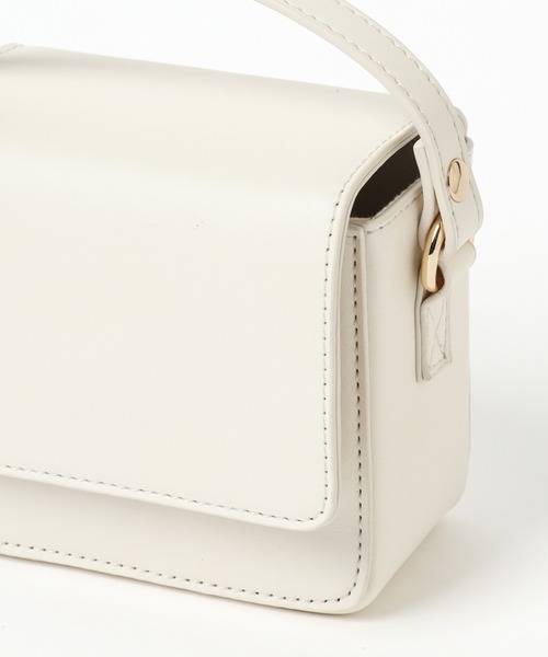 mysty woman(ミスティウーマン)の「パールチェーンミニBAG 182884(ショルダーバッグ・レディース・ブラック/アイボリー/パープル・FREE)」の22枚目の写真