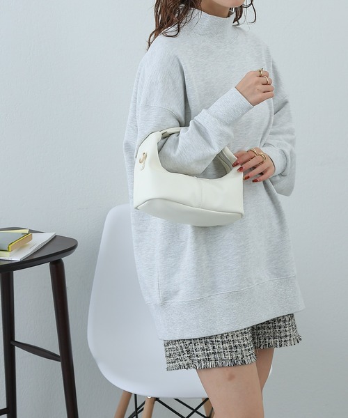 COLONY 2139（コロニートゥーワンスリーナイン）の「裏毛ハイネックプルオーバー（スウェット・レディース・ライトグレー/ブラック/オフホワイト/ブルー・FREE）」の14枚目の写真