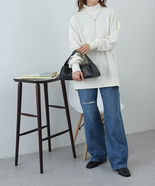 COLONY 2139（コロニートゥーワンスリーナイン）の「裏毛ハイネックプルオーバー（スウェット・レディース・ライトグレー/ブラック/オフホワイト/ブルー・FREE）」の9枚目の写真