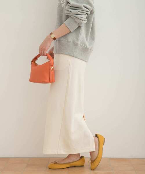 URBAN RESEARCH DOORS（アーバンリサーチドアーズ）の「カラーストレッチタイトスカート（スカート・レディース・グリーン/アイボリー・SMALL/MEDIUM）」の13枚目の写真