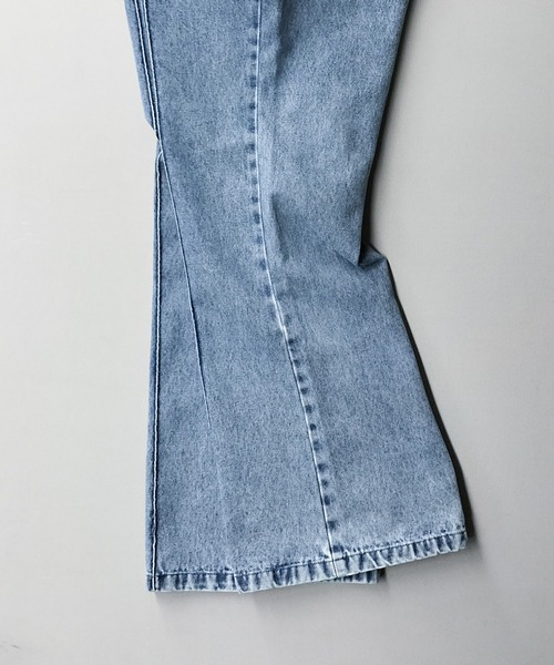 Starting Over(スターティングオーバー)の「ピンタックセミフレアデニムパンツ(デニムパンツ・メンズ・インディゴブルー/ブルー系/ケミカルウォッシュ/ブラック系その他/ブラック・M/L/XL)」の9枚目の写真