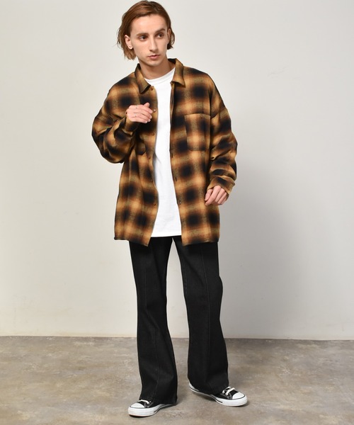 Starting Over(スターティングオーバー)の「ピンタックセミフレアデニムパンツ(デニムパンツ・メンズ・インディゴブルー/ブルー系/ケミカルウォッシュ/ブラック系その他/ブラック・M/L/XL)」の16枚目の写真