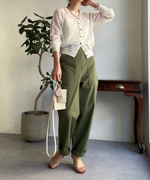 DouDou（ドゥドゥ）の「シアーコンパクトポケットカーディガン（カーディガン/ボレロ・レディース・ブラック/オフホワイト/ピンク/ブルー・FREE）」の10枚目の写真