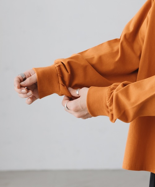 epnok(エプノック)の「タートルネックルーズロンT(Tシャツ/カットソー・メンズ・グレイッシュベージュ/オレンジ/オフホワイト/ブラック・SMALL/MEDIUM/LARGE)」の14枚目の写真