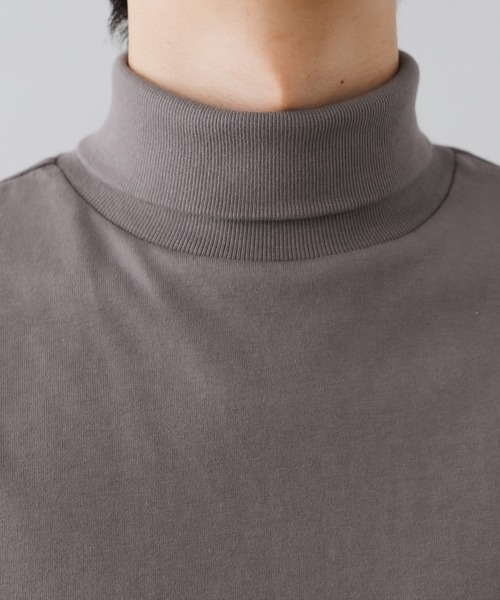 epnok(エプノック)の「タートルネックルーズロンT(Tシャツ/カットソー・メンズ・グレイッシュベージュ/オレンジ/オフホワイト/ブラック・SMALL/MEDIUM/LARGE)」の17枚目の写真