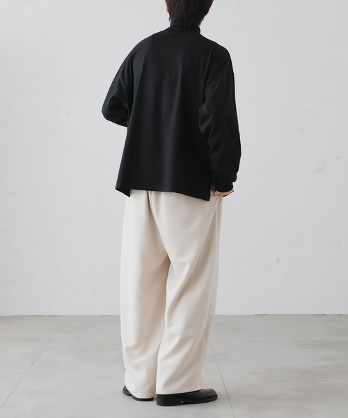 epnok(エプノック)の「タートルネックルーズロンT(Tシャツ/カットソー・メンズ・グレイッシュベージュ/オレンジ/オフホワイト/ブラック・SMALL/MEDIUM/LARGE)」の22枚目の写真