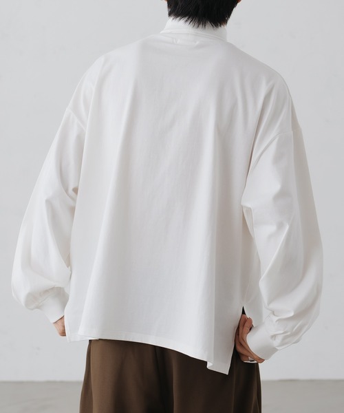 epnok(エプノック)の「タートルネックルーズロンT(Tシャツ/カットソー・メンズ・グレイッシュベージュ/オレンジ/オフホワイト/ブラック・SMALL/MEDIUM/LARGE)」の18枚目の写真