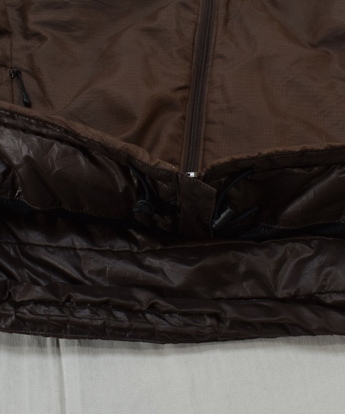 patagonia(パタゴニア)の「【ヴィンテージ古着】Patagonia / パタゴニア ロゴ 中綿入り フルジップジャケット(ブルゾン・レディース・ブラウン・LARGE)」の9枚目の写真