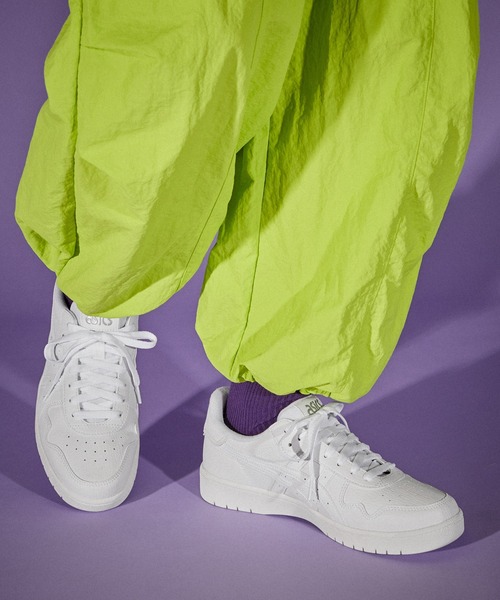 ASICS(アシックス)の「JAPAN S(スニーカー・メンズ・ホワイト・26.5/24/22.5/25/27.5/23.5/24.5/30/29/26/27/28/25.5/23/28.5)」の1枚目の写真