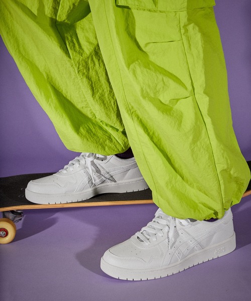 ASICS(アシックス)の「JAPAN S(スニーカー・メンズ・ホワイト・26.5/24/22.5/25/27.5/23.5/24.5/30/29/26/27/28/25.5/23/28.5)」の2枚目の写真