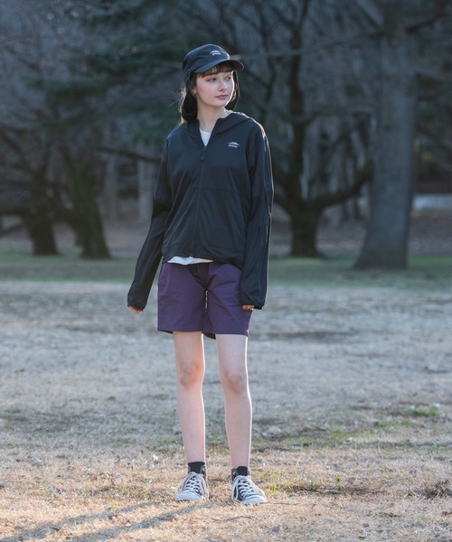 OUTDOOR PRODUCTS（アウトドアプロダクツ）の「【OUTDOOR PRODUCTS/アウトドアプロダクツ】速乾　透湿　UVカット　吸水速乾　抗菌防臭加工　リフレクター　軽量　パーカー　ラッシュガード（パーカー・レディース・ブラック/ネイビー/グレー・MEDIUM/LARGE）」の7枚目の写真