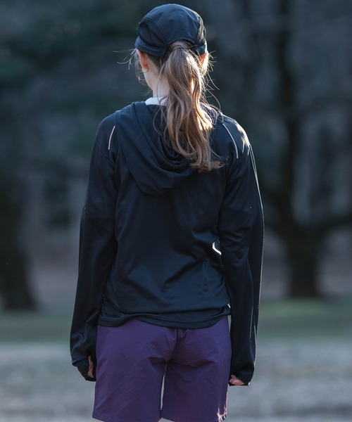 OUTDOOR PRODUCTS（アウトドアプロダクツ）の「【OUTDOOR PRODUCTS/アウトドアプロダクツ】速乾　透湿　UVカット　吸水速乾　抗菌防臭加工　リフレクター　軽量　パーカー　ラッシュガード（パーカー・レディース・ブラック/ネイビー/グレー・MEDIUM/LARGE）」の19枚目の写真