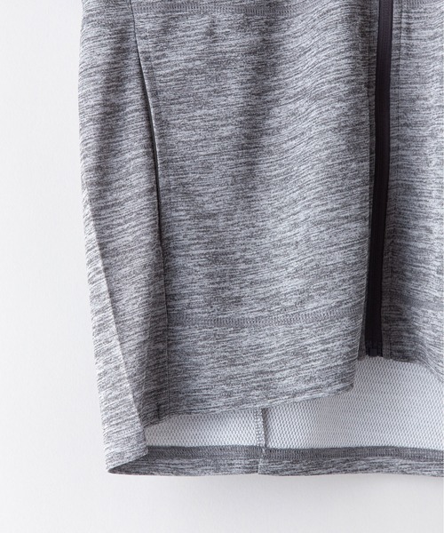 OUTDOOR PRODUCTS（アウトドアプロダクツ）の「【OUTDOOR PRODUCTS/アウトドアプロダクツ】速乾　透湿　UVカット　吸水速乾　抗菌防臭加工　リフレクター　軽量　パーカー　ラッシュガード（パーカー・レディース・ブラック/ネイビー/グレー・MEDIUM/LARGE）」の6枚目の写真