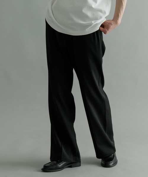 URBAN RESEARCH（アーバンリサーチ）の「URBAN RESEARCH iD　SEMI FLARE POLY TWILL PANTS（その他パンツ・メンズ・ブラック/グリーン/ブルー系その他・LARGE/MEDIUM）」の2枚目の写真